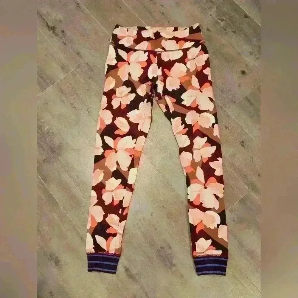Aerie Chill Floral Legging Striped Cuff